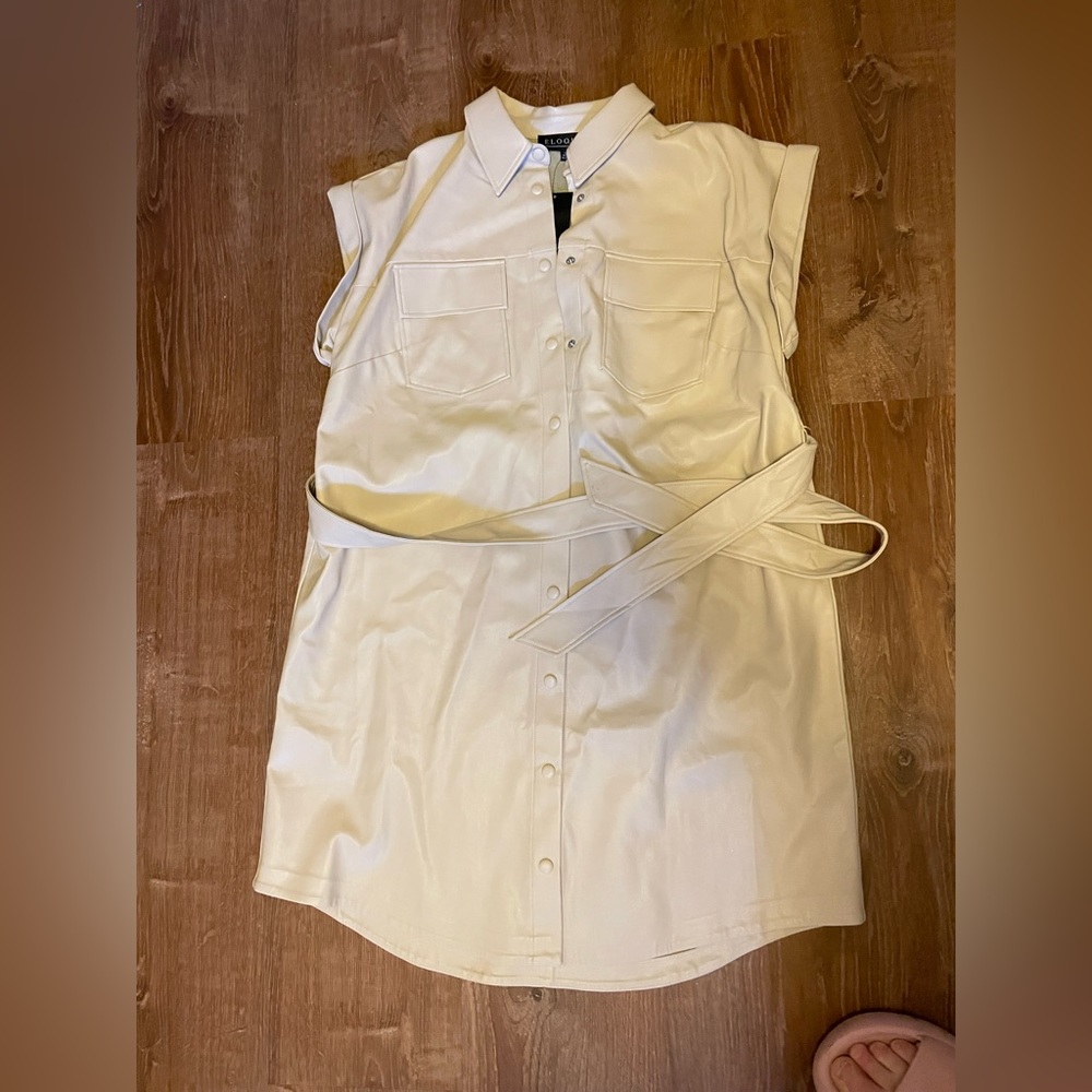 Eloquii faux leather button dress in darker cream in 14, nwt